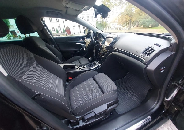 Opel Insignia cena 42900 przebieg: 92000, rok produkcji 2016 z Kwidzyn małe 326